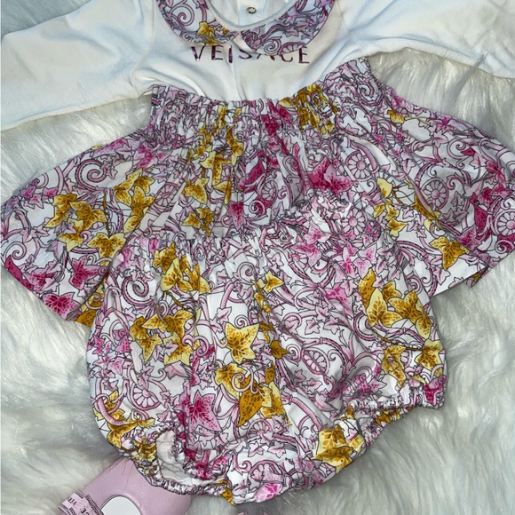 Authentic Versace 3mon Set - Picture 5 of 5